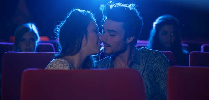 Sex im Kino: Erlaubt oder nicht - das sagt das Gesetz ( Foto: Adobe Stock - StockPhotoPro )