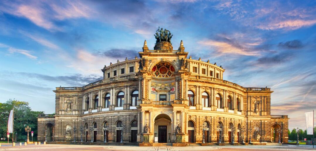 Berühmteste Oper ( Foto: Adobe Stock- TTstudio )