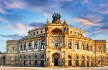 Berühmteste Oper ( Foto: Adobe Stock- TTstudio )